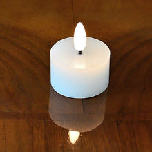 Lade das Bild in den Galerie-Viewer, 2-er Set Exquisites LED Teelicht, Durchmesser 4,3 cm Kerzen Kunsthandel Rueckeshaeuser