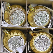 Lade das Bild in den Galerie-Viewer, 6 mundgeblasene Reflexkugeln /gold glänzend, 7 cm Mundgeblasene Weihnachtskugel Kunsthandel Rueckeshaeuser