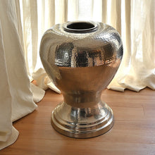 Lade das Bild in den Galerie-Viewer, Attraktive Bodenvase/Schirmständer Wohnaccessoires Kunsthandel Rueckeshaeuser