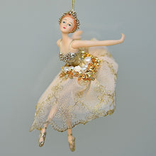 Lade das Bild in den Galerie-Viewer, Ballerina in champagnerfarbenem Tüllröckchen / nach vorne gebeugt Weihnachtsbaumschmuck Kunsthandel Rueckeshaeuser