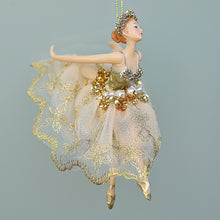 Lade das Bild in den Galerie-Viewer, Ballerina in champagnerfarbenem Tüllröckchen / nach vorne gebeugt Weihnachtsbaumschmuck Kunsthandel Rueckeshaeuser