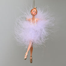Lade das Bild in den Galerie-Viewer, Ballerina in weißem Federröckchen / nach vorne gebeugt Weihnachtsbaumschmuck Kunsthandel Rueckeshaeuser