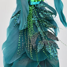 Lade das Bild in den Galerie-Viewer, Exotischer Pfau auf Clip, 36 cm Weihnachtsbaumschmuck Kunsthandel Rueckeshaeuser