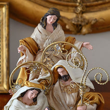Lade das Bild in den Galerie-Viewer, Heilige Familie im Stil neapolitanischer Krippenfiguren, XX cm Weihnachtsdekoration Kunsthandel Rueckeshaeuser