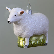 Lade das Bild in den Galerie-Viewer, Hübsches Schaf Mundgeblasener Weihnachtsschmuck Kunsthandel Rueckeshaeuser