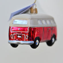 Lade das Bild in den Galerie-Viewer, Legendärer, weihnachtlicher VW Bus "Bulli" Mundgeblasener Weihnachtsschmuck Kunsthandel Rueckeshaeuser