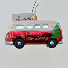 Lade das Bild in den Galerie-Viewer, Legendärer, weihnachtlicher VW Bus "Bulli" Mundgeblasener Weihnachtsschmuck Kunsthandel Rueckeshaeuser
