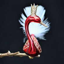 Lade das Bild in den Galerie-Viewer, Roter Kronenschwan aus Glas auf Clip - nach links schauend Mundgeblasener Weihnachtsschmuck Kunsthandel Rueckeshaeuser