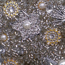 Lade das Bild in den Galerie-Viewer, Silberner Juwelenglitzerstern, 10 cm Weihnachtsbaumschmuck Kunsthandel Rueckeshaeuser