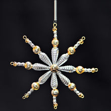 Lade das Bild in den Galerie-Viewer, Stern aus Gablonz in silber und gold X cm Mundgeblasener Weihnachtsschmuck Kunsthandel Rueckeshaeuser