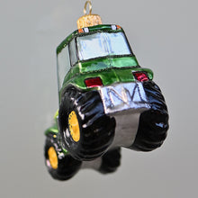 Lade das Bild in den Galerie-Viewer, Traktor Mundgeblasener Weihnachtsschmuck Kunsthandel Rueckeshaeuser