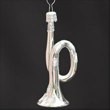 Lade das Bild in den Galerie-Viewer, Trompete, mundgeblasen aus Glas silber Mundgeblasener Weihnachtsschmuck Kunsthandel Rueckeshaeuser
