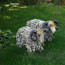 Lade das Bild in den Galerie-Viewer, Widder Schaf aus Eisenblech Gartendekoration Kunsthandel Rueckeshaeuser