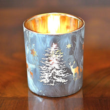 Lade das Bild in den Galerie-Viewer, Windlicht Hirsche, Eislack, Höhe 10 cm Windlicht Kunsthandel Rueckeshaeuser