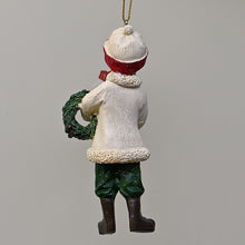 Lade das Bild in den Galerie-Viewer, Winterkinder / Junge mit Geschenkpäckchen Weihnachtsbaumschmuck Kunsthandel Rueckeshaeuser