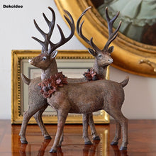 Lade das Bild in den Galerie-Viewer, Wunderschöner naturalistischer Hirsch, Kopf nach rechts gedreht Weihnachtsdekoration Kunsthandel Rueckeshaeuser