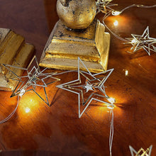 Lade das Bild in den Galerie-Viewer, Zauberhafte LED Lichterkette Sterne, gold Weihnachtsdekoration Kunsthandel Rueckeshaeuser