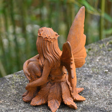 Lade das Bild in den Galerie-Viewer, Zauberhafte sitzende Fee Gartendekoration Kunsthandel Rueckeshaeuser