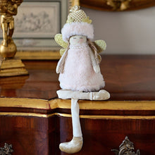 Lade das Bild in den Galerie-Viewer, Zauberhaftes Engelchen in sehr zartem rosé Mundgeblasener Weihnachtsschmuck Kunsthandel Rueckeshaeuser