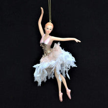 Lade das Bild in den Galerie-Viewer, Ballerina im rosa Kleidchen Weihnachtsbaumschmuck Kunsthandel Rueckeshaeuser
