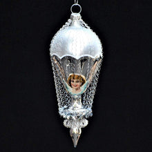 Lade das Bild in den Galerie-Viewer, Ballon mit Engelsköpfchen Mundgeblasener Weihnachtsschmuck Kunsthandel Rueckeshaeuser