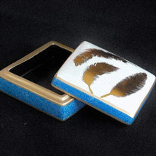 Lade das Bild in den Galerie-Viewer, Dose aus Porzellan Wohnaccessoires Kunsthandel Rueckeshaeuser