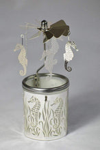 Lade das Bild in den Galerie-Viewer, Drehwindlicht Seepferdchen Wohnaccessoires Kunsthandel Rueckeshaeuser