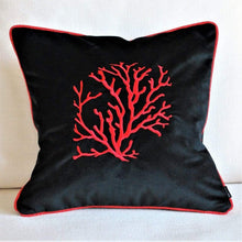 Lade das Bild in den Galerie-Viewer, Kissenhülle "Koralle" 45 x 45 cm Kissen Kunsthandel Rueckeshaeuser