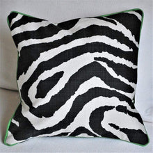 Lade das Bild in den Galerie-Viewer, Kissenhülle "Krüger" 45 x 45 cm Kissen Kunsthandel Rueckeshaeuser