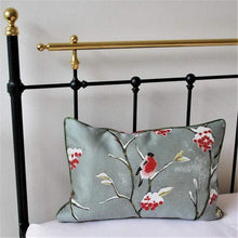 Lade das Bild in den Galerie-Viewer, Kissenhülle "Mispel" 40 x 60 cm Kissen Kunsthandel Rueckeshaeuser