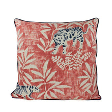 Lade das Bild in den Galerie-Viewer, Kissenhülle "Taiga" 60 x 60 cm Kissen Kunsthandel Rueckeshaeuser