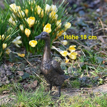 Lade das Bild in den Galerie-Viewer, Laufente aus Bronze / Höhe 18 cm Gartendekoration Kunsthandel Rueckeshaeuser