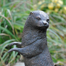 Lade das Bild in den Galerie-Viewer, Otter aus Bronze Bronzeskulpturen Kunsthandel Rueckeshaeuser