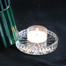 Lade das Bild in den Galerie-Viewer, Windlicht aus handgeschliffenem Kristallglas / grün Wohnaccessoires Kunsthandel Rueckeshaeuser