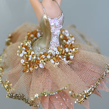 Lade das Bild in den Galerie-Viewer, Ballerina in rosa Tüllröckchen / Arme nach oben Weihnachtsbaumschmuck Kunsthandel Rueckeshaeuser
