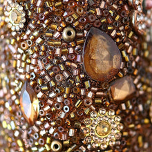 Lade das Bild in den Galerie-Viewer, Braune Juwelenpyramide, 36 cm Weihnachtsbaumschmuck Kunsthandel Rueckeshaeuser
