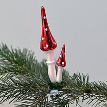 Lade das Bild in den Galerie-Viewer, Doppel-Fliegenpilz mit spitzem Hut aus Glas Weihnachtsbaumschmuck Kunsthandel Rueckeshaeuser
