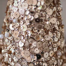 Lade das Bild in den Galerie-Viewer, Glitzernde Pyramide - 44 cm Weihnachtsdekoration Kunsthandel Rueckeshaeuser
