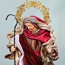 Lade das Bild in den Galerie-Viewer, Große heilige Familie im Stil neapolitanischer Krippenfiguren Weihnachtsdekoration Kunsthandel Rueckeshaeuser
