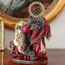 Lade das Bild in den Galerie-Viewer, Heilige Familie im Stil neapolitanischer Krippenfiguren Weihnachtsdekoration Kunsthandel Rueckeshaeuser
