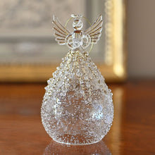 Lade das Bild in den Galerie-Viewer, Juwelen Glasengel mit Herz, 15 cm Weihnachtsdekoration Kunsthandel Rueckeshaeuser
