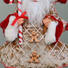Lade das Bild in den Galerie-Viewer, Lustiger Santa im Tannenbaumkostüm und mit Lebkuchenmännchen, Höhe XX cm Weihnachtsdekoration Kunsthandel Rueckeshaeuser
