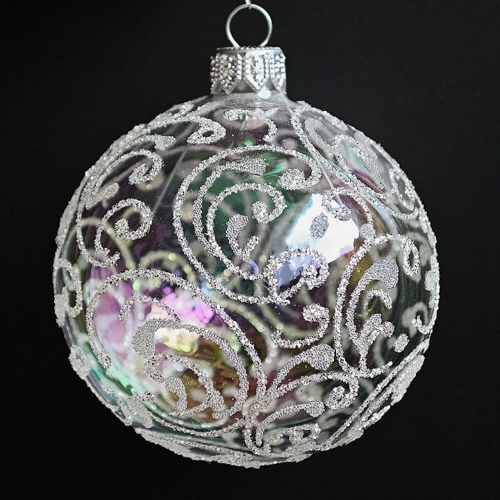 Mundgeblasene Weihnachtskugel / Klarglas glänzend, leicht irisierend mit silbernen Ranken / 8 cm Mundgeblasene Weihnachtskugel Kunsthandel Rueckeshaeuser