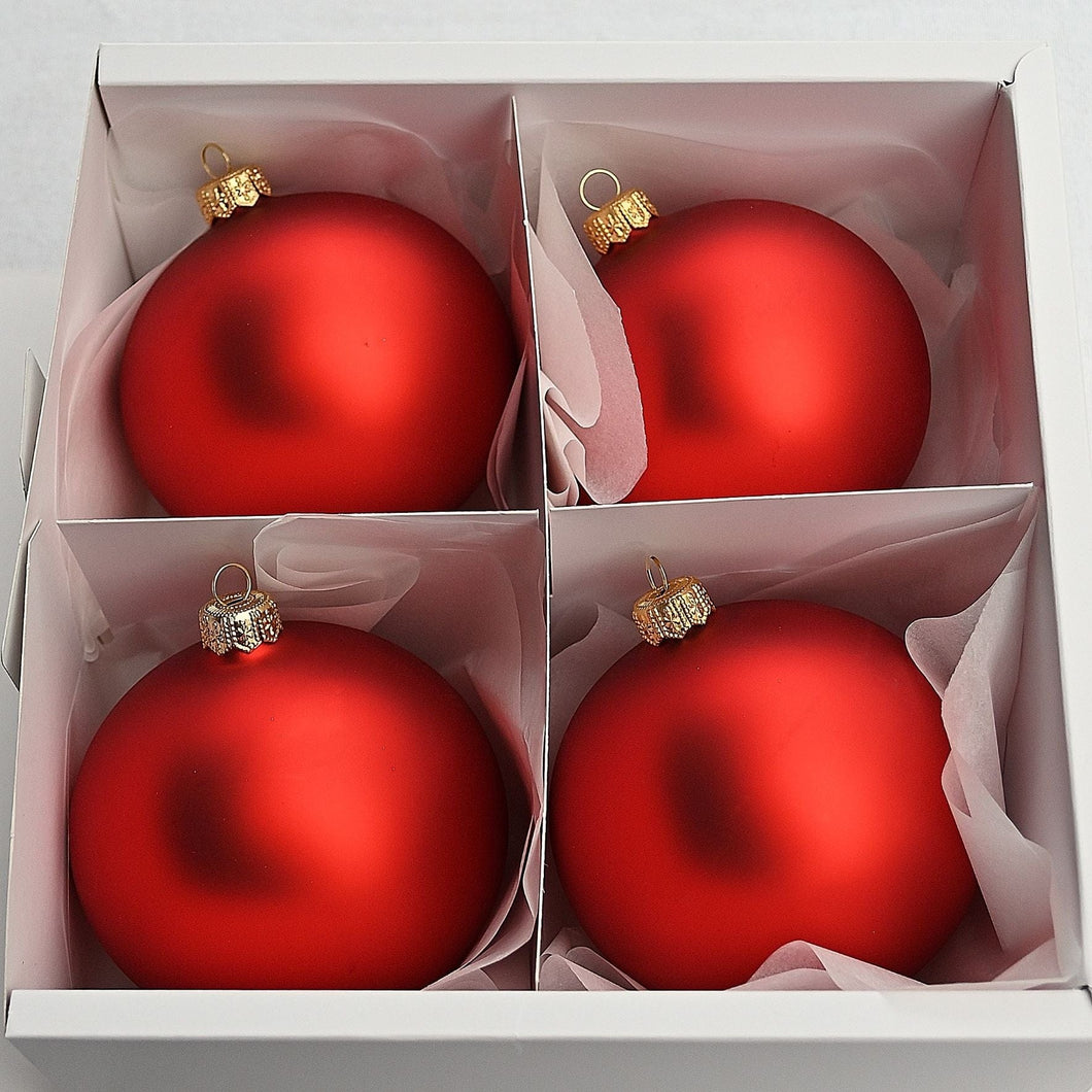 Mundgeblasene Weihnachtskugel / rot matt 10 cm / 4-er Karton – Ariane Rueckeshaeuser
