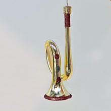 Lade das Bild in den Galerie-Viewer, Trompete, mundgeblasen aus Glas, gold glänzend mit Verzierungen Mundgeblasener Weihnachtsschmuck Kunsthandel Rueckeshaeuser
