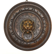 Lade das Bild in den Galerie-Viewer, Türklopfer Löwenkopf aus Bronze, Historismus, Ende des 19. Jahrhunderts (A) Bronzeskulpturen Kunsthandel Rueckeshaeuser
