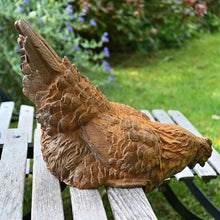 Lade das Bild in den Galerie-Viewer, Wunderschönes Huhn aus Gusseisen Gartendekoration Kunsthandel Rueckeshaeuser
