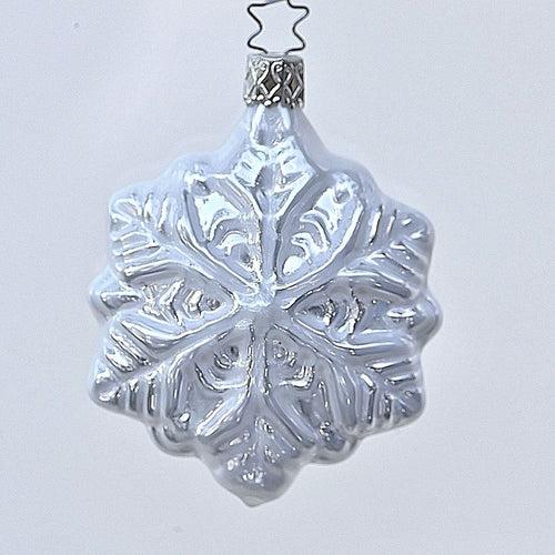 Zauberhafte weiße Schneeflocke Weihnachtsbaumschmuck Kunsthandel Rueckeshaeuser