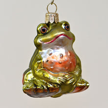 Lade das Bild in den Galerie-Viewer, Zauberhafter Frosch Mundgeblasener Weihnachtsschmuck Kunsthandel Rueckeshaeuser
