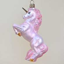 Lade das Bild in den Galerie-Viewer, Zauberhaftes Einhorn Mundgeblasener Weihnachtsschmuck Kunsthandel Rueckeshaeuser
